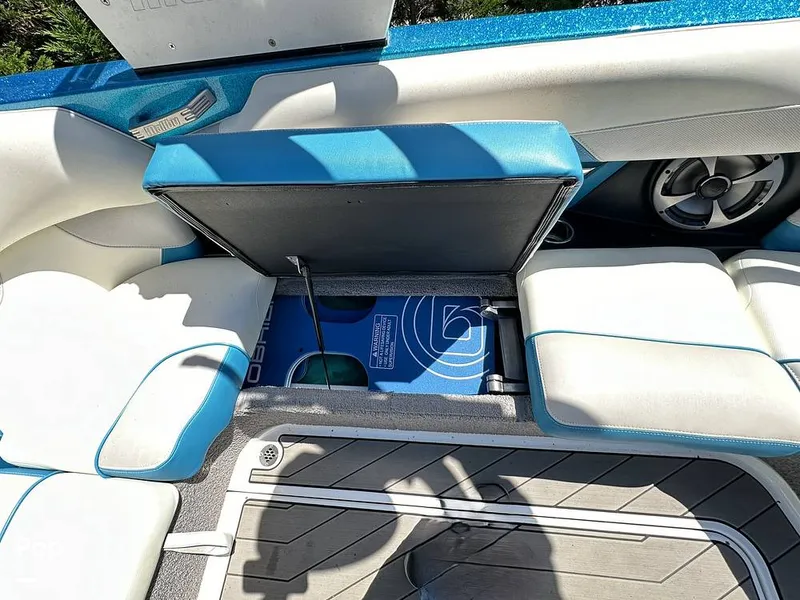 Slide: The Image of Malibu Wakesetter 22 VLX 2017 - 14325893