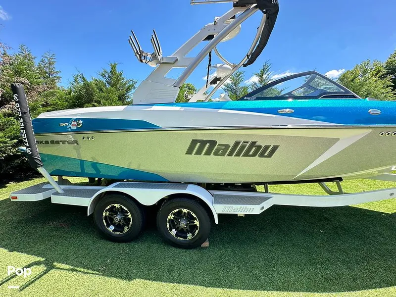 Slide: The Image of Malibu Wakesetter 22 VLX 2017 - 14325818