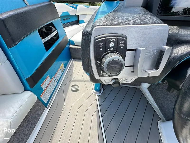 Slide: The Image of Malibu Wakesetter 22 VLX 2017 - 14325910