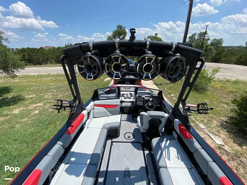 Slide: The Image of 2022 Axis A24 - 14329255