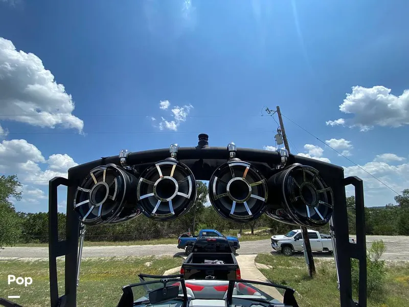 Slide: The Image of Wakeboard Rack - 14329263