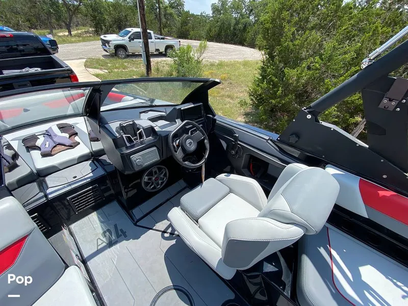 Slide: The Image of 2022 Axis A24 - 14329261