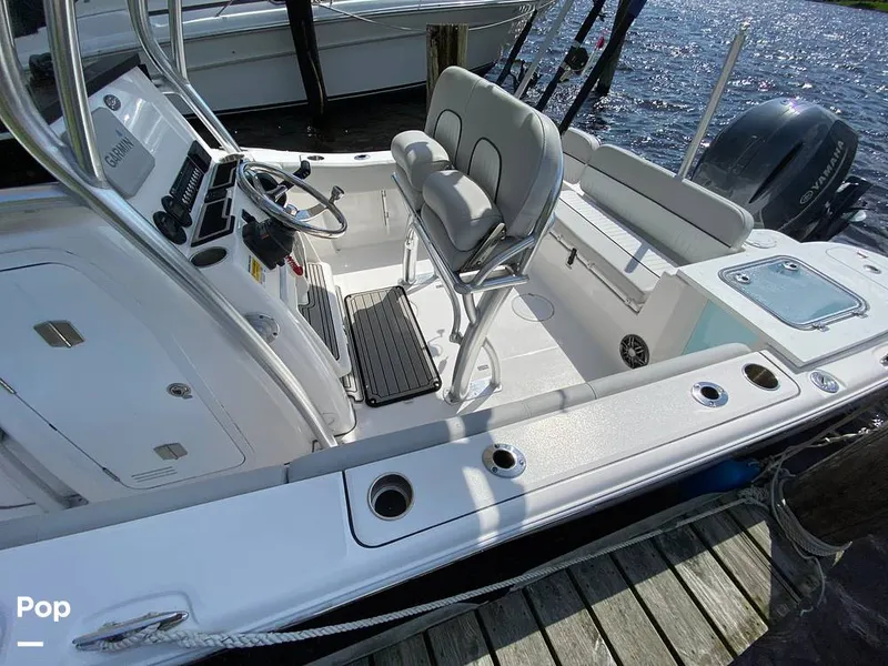 Slide: The Image of Sea Fox 228 Commander 2022 - 14262486