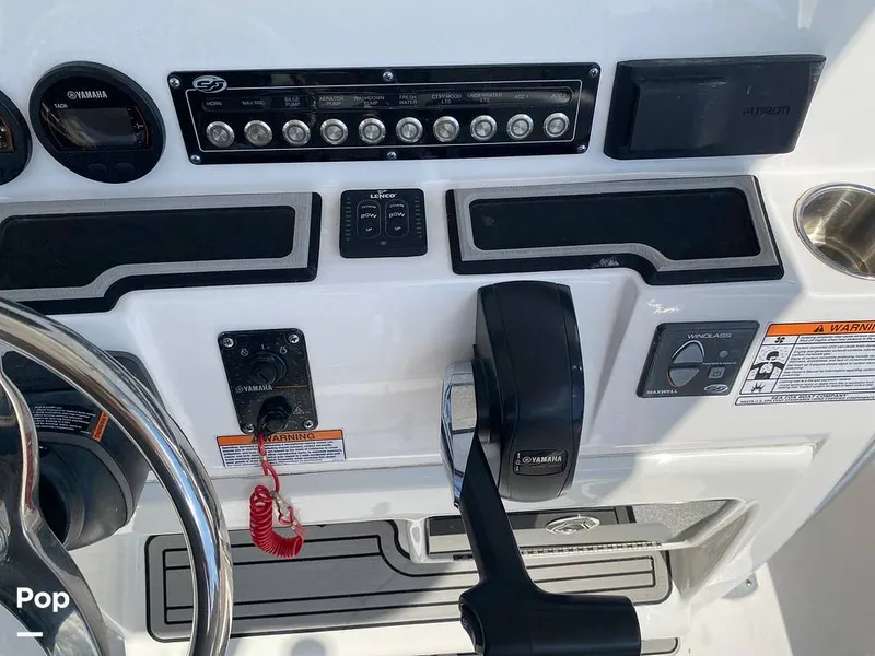 Slide: The Image of Sea Fox 228 Commander 2022 - 14262618