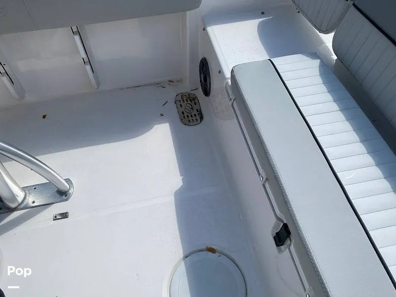 Slide: The Image of Sea Fox 228 Commander 2022 - 14262627