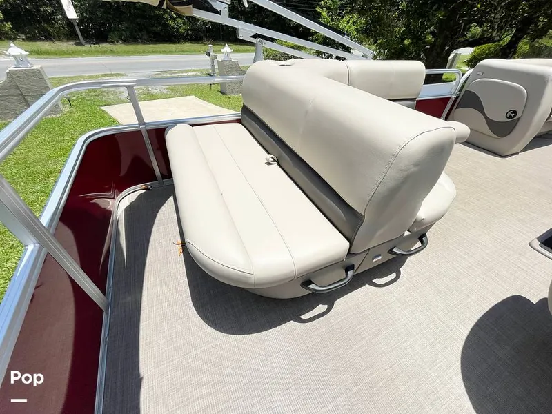 Slide: The Image of Reverse Stern Seat - 14329003