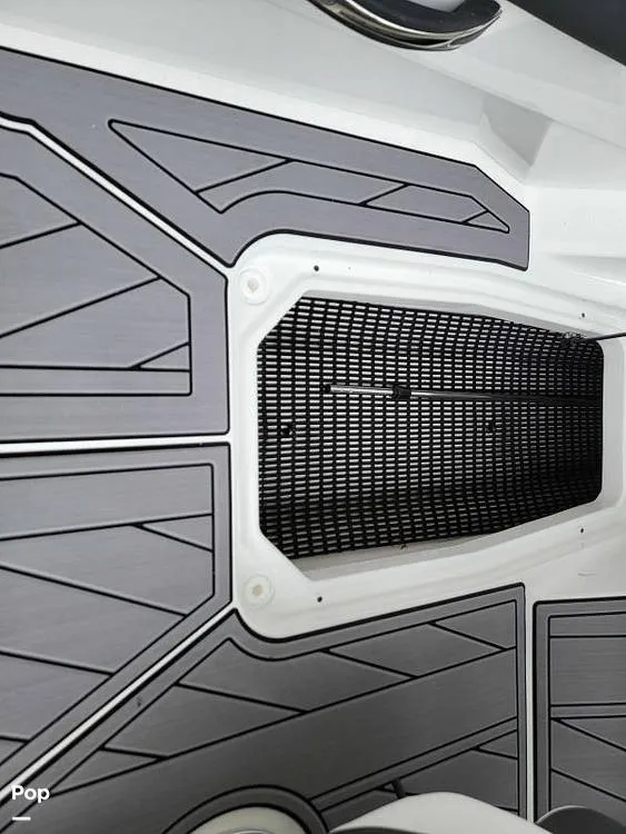 Slide: The Image of Monterey M22 2023 - 14431738