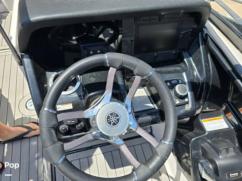 Slide: The Image of Yamaha 212S 2021 - 14356953