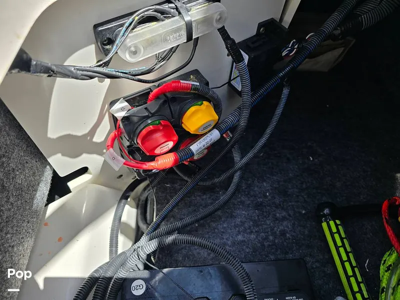 Slide: The Image of Yamaha 212S 2021 - 14356963