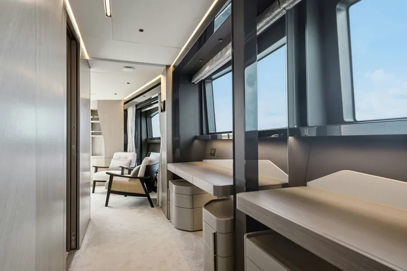 Slide: The Image of Sunseeker Sunseeker 100 Yacht 2024 - 15