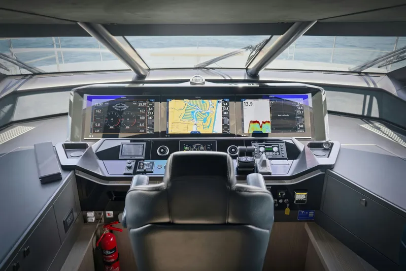 Slide: The Image of Sunseeker Sunseeker 100 Yacht 2024 - 44