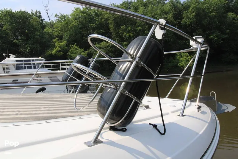 Slide: The Image of Fender Holders - 14367677