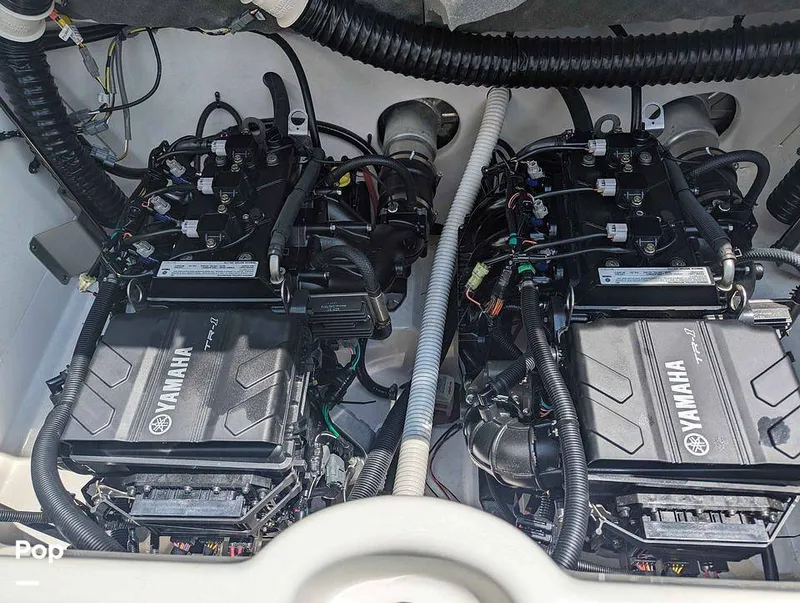 Slide: The Image of Yamaha AR210 2022 - 14955853