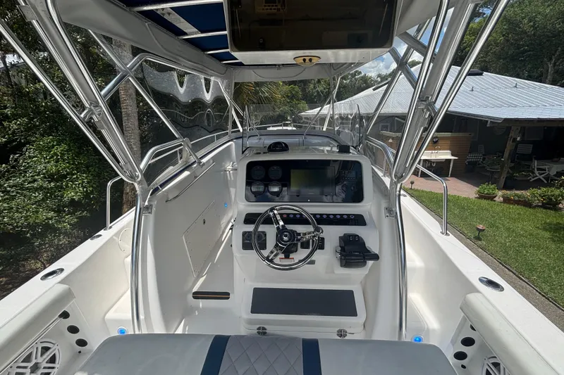 Slide: The Image of Cobia 312 Sport Cabin 2003 - 10