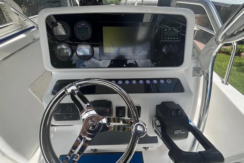 Slide: The Image of Cobia 312 Sport Cabin 2003 - 11