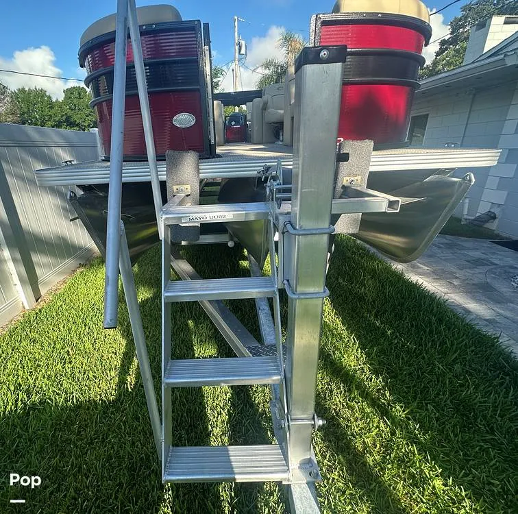 Slide: The Image of Crest Classic LX 220 SLRC 2022 - 14341910