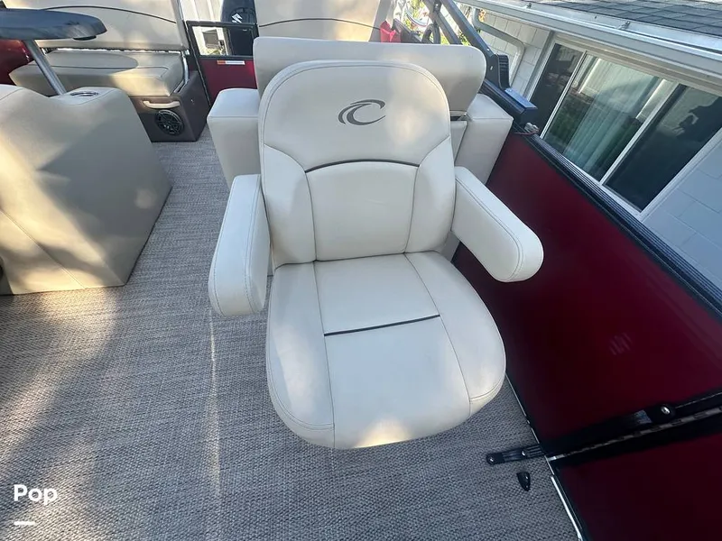 Slide: The Image of Crest Classic LX 220 SLRC 2022 - 14341929