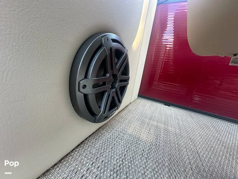 Slide: The Image of Crest Classic LX 220 SLRC 2022 - 14341941