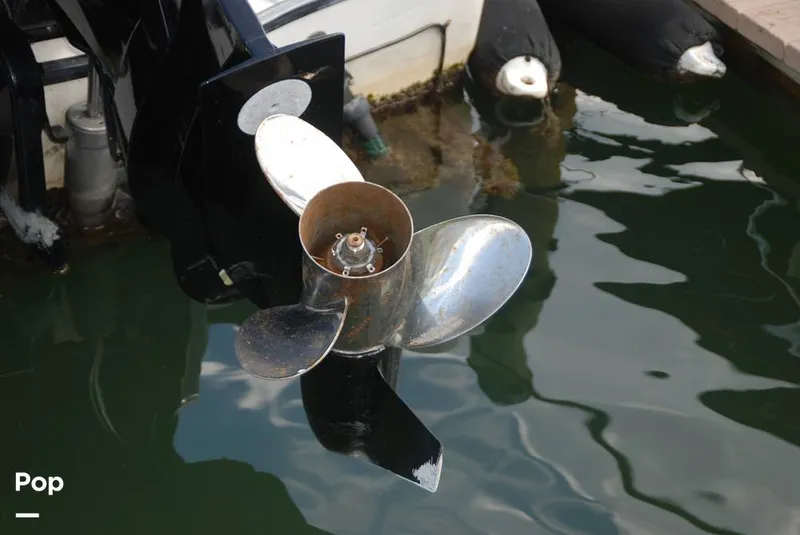 Slide: The Image of Boston Whaler 23 Conquest 2000 - 14382897