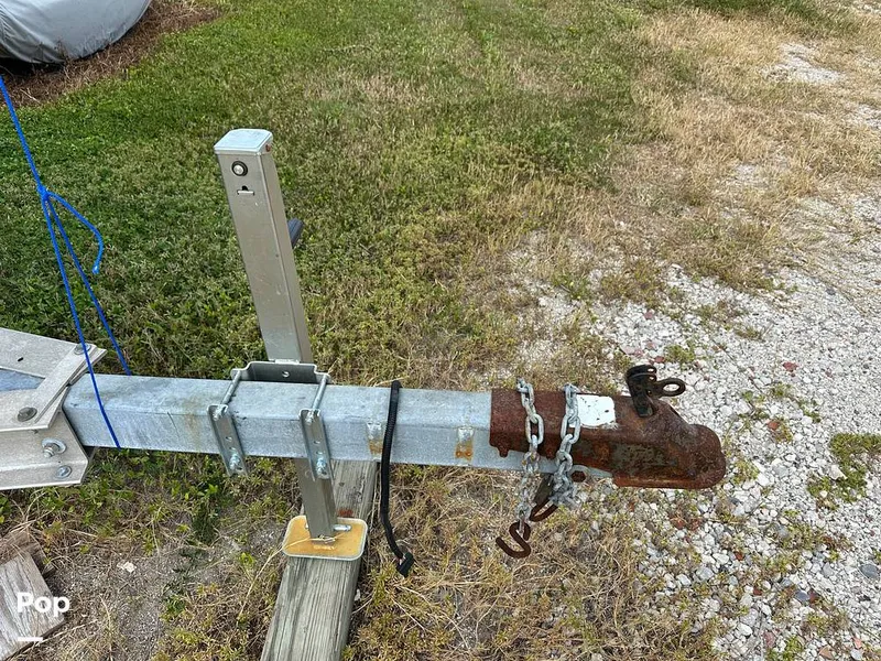 Slide: The Image of Boston Whaler 23 Conquest 2000 - 15930515