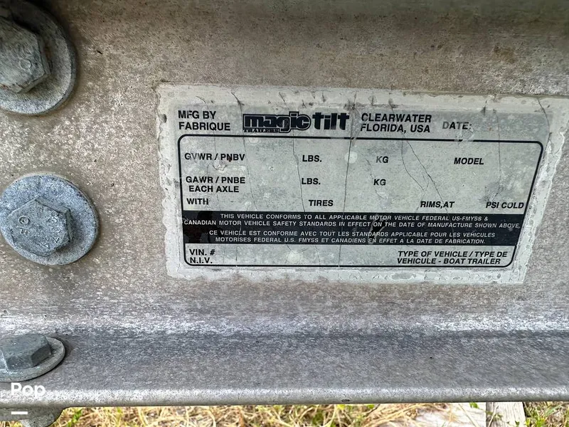 Slide: The Image of Boston Whaler 23 Conquest 2000 - 15930517