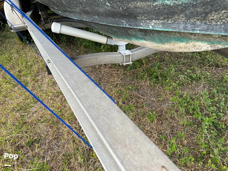 Slide: The Image of Boston Whaler 23 Conquest 2000 - 15930519