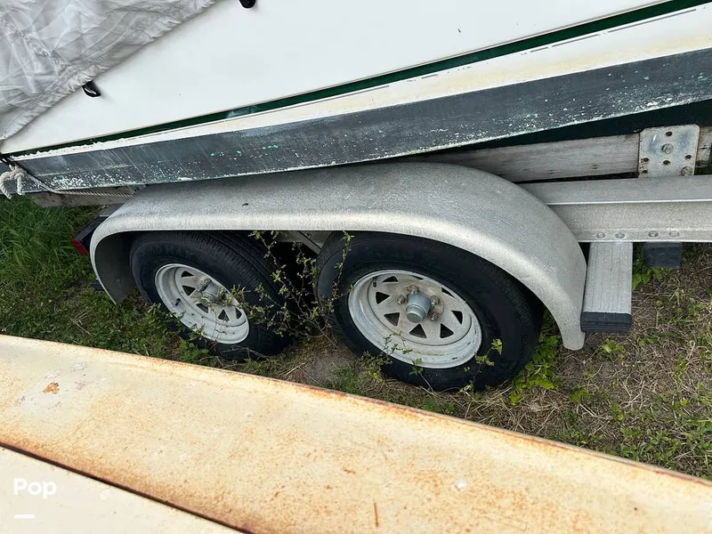 Slide: The Image of Boston Whaler 23 Conquest 2000 - 15930521