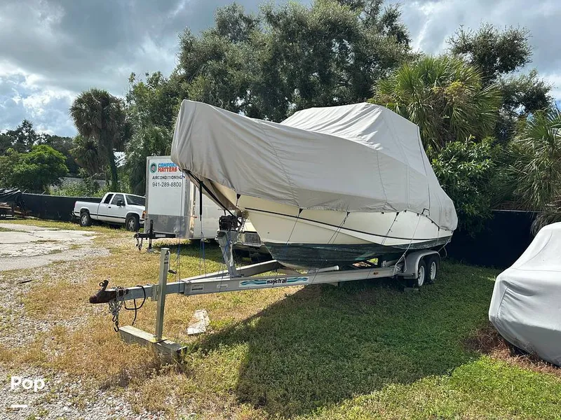 Slide: The Image of Boston Whaler 23 Conquest 2000 - 15930543