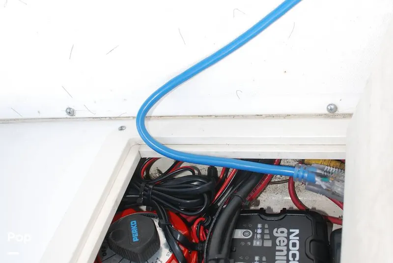 Slide: The Image of Boston Whaler 23 Conquest 2000 - 14382790