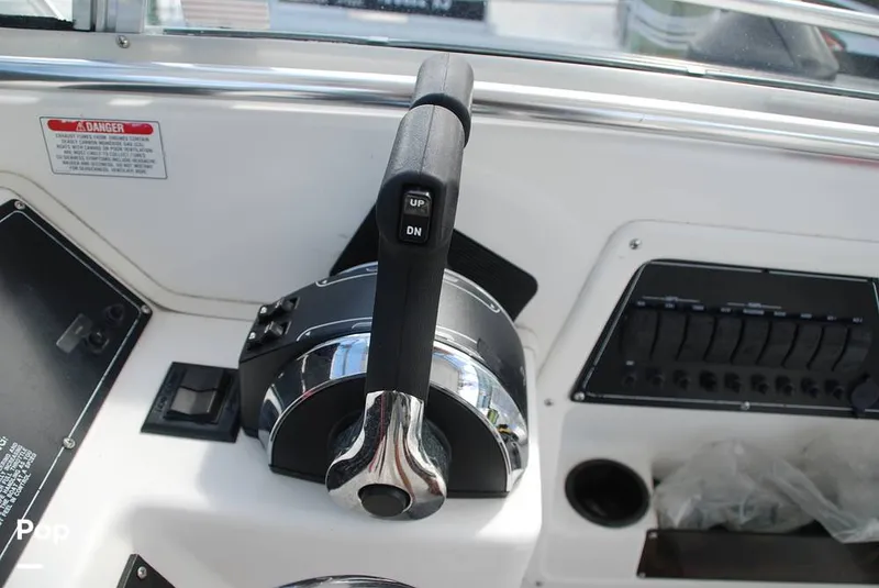 Slide: The Image of Boston Whaler 23 Conquest 2000 - 14382823
