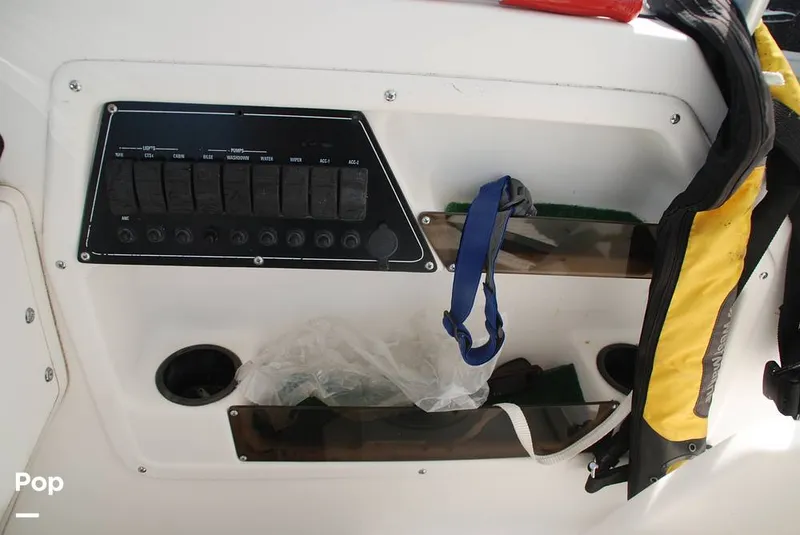 Slide: The Image of Boston Whaler 23 Conquest 2000 - 14382824