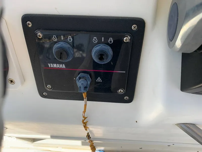 Slide: The Image of World Cat 270 TE 2003 - 15762360