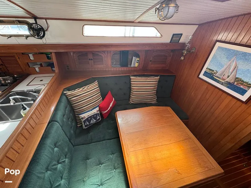 Slide: The Image of Passport 40 1981 - 14755497