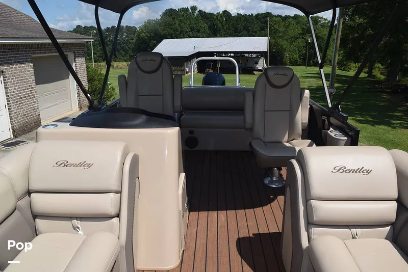 Slide: The Image of Bentley 253 Elite Swingback DC FT 2022 - 14412696