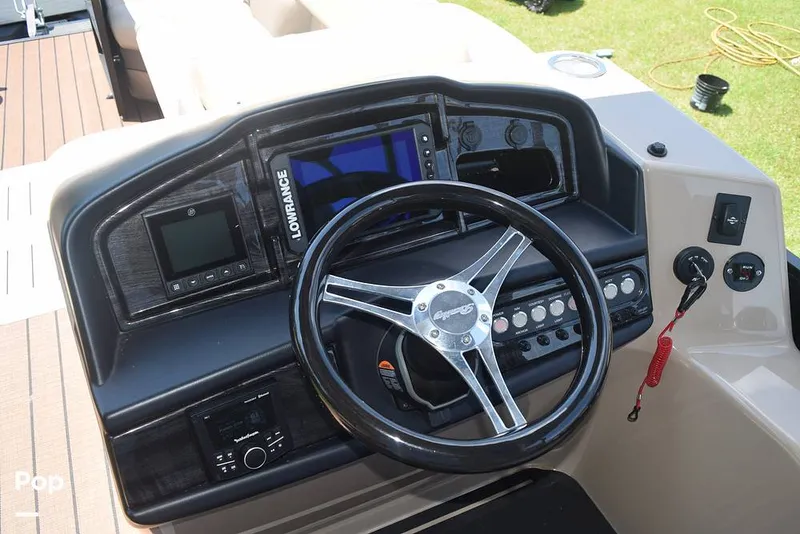 Slide: The Image of Steering Wheel - 14412671