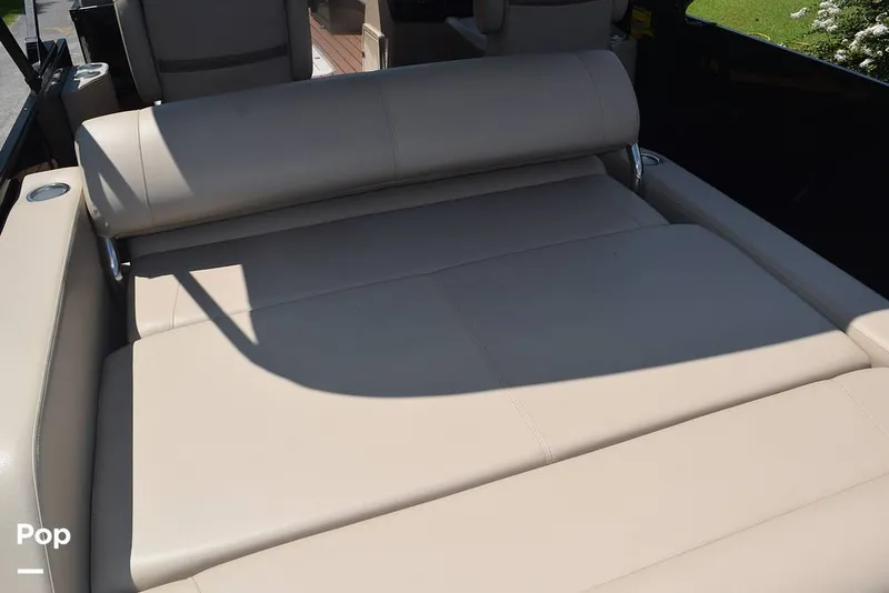 Slide: The Image of Bentley Pontoons 253 Elite Swingback DC FT 2022 - 14412751