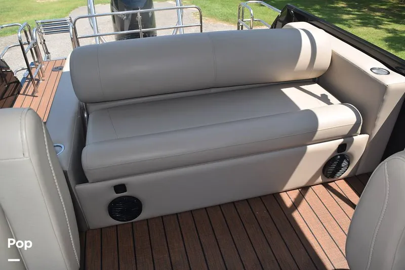 Slide: The Image of Bentley Pontoons 253 Elite Swingback DC FT 2022 - 14412756