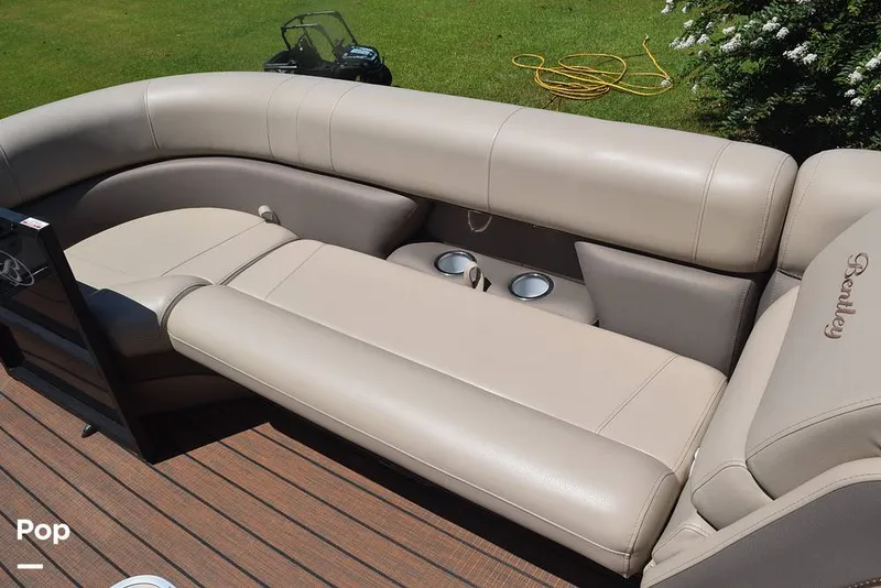 Slide: The Image of Bentley Pontoons 253 Elite Swingback DC FT 2022 - 14412684
