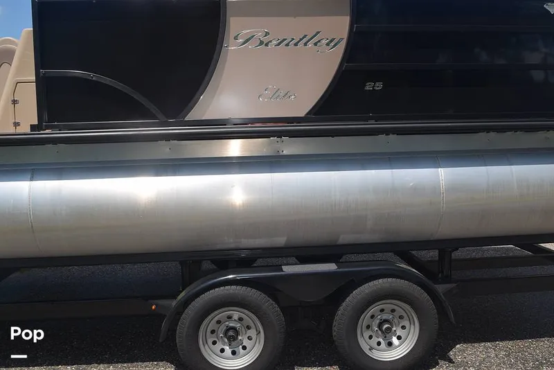 Slide: The Image of Bentley Pontoons 253 Elite Swingback DC FT 2022 - 14412736