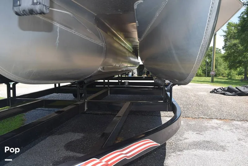 Slide: The Image of Bentley Pontoons 253 Elite Swingback DC FT 2022 - 14412709