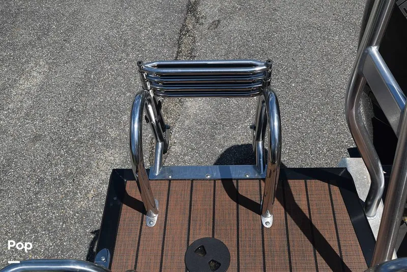 Slide: The Image of Swim Ladder ( Stern ) - 14412745