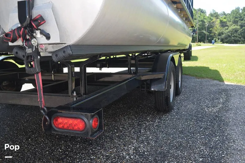 Slide: The Image of Bentley Pontoons 253 Elite Swingback DC FT 2022 - 14412716