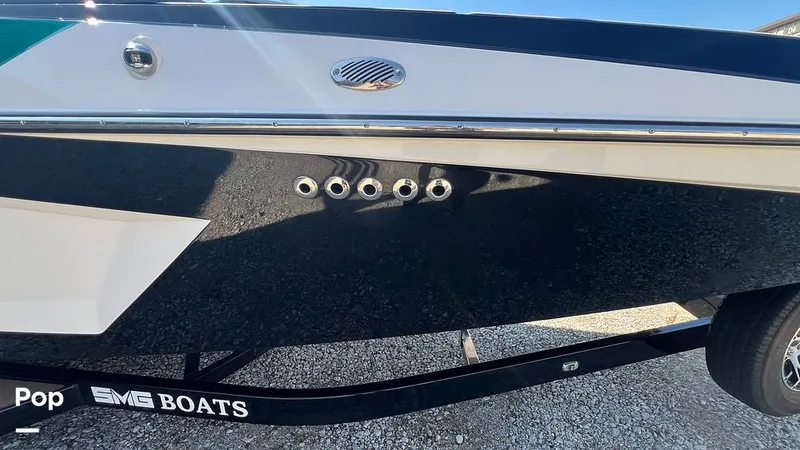 Slide: The Image of Malibu Wakesetter 23 MXZ 2021 - 14709247