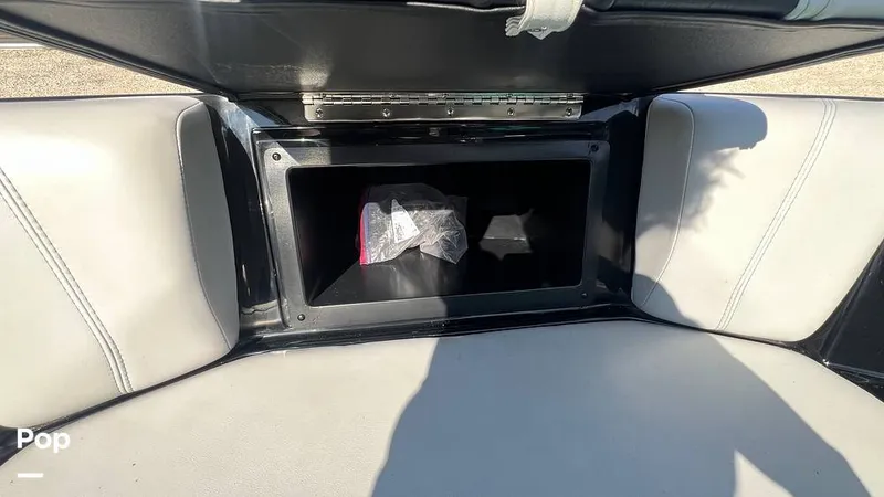 Slide: The Image of Malibu Wakesetter 23 MXZ 2021 - 14709051