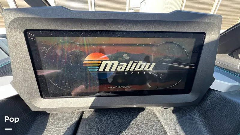 Slide: The Image of Malibu Wakesetter 23 MXZ 2021 - 14709058