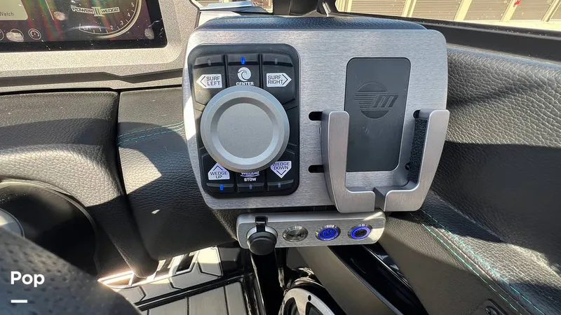 Slide: The Image of Malibu Wakesetter 23 MXZ 2021 - 14709059