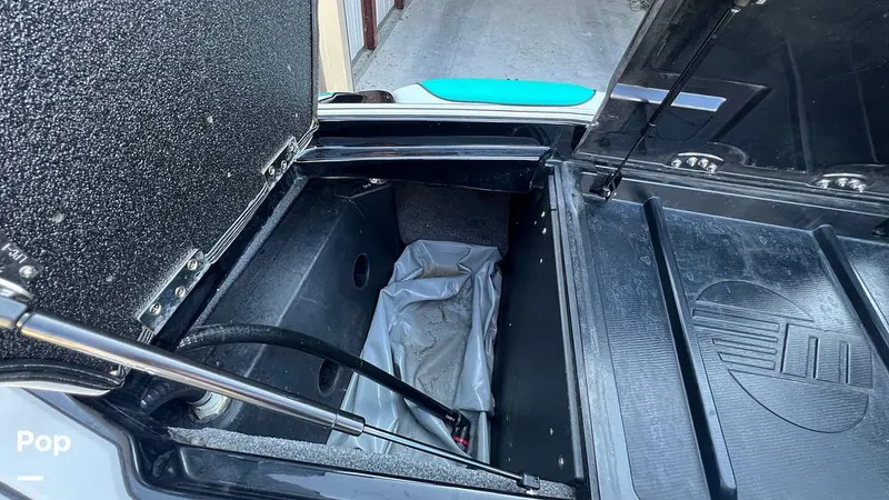 Slide: The Image of Malibu Wakesetter 23 MXZ 2021 - 14709076