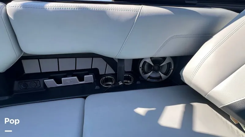 Slide: The Image of Malibu Wakesetter 23 MXZ 2021 - 14709080