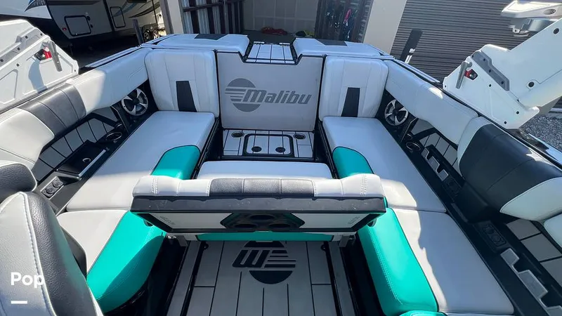 Slide: The Image of Malibu Wakesetter 23 MXZ 2021 - 14709189