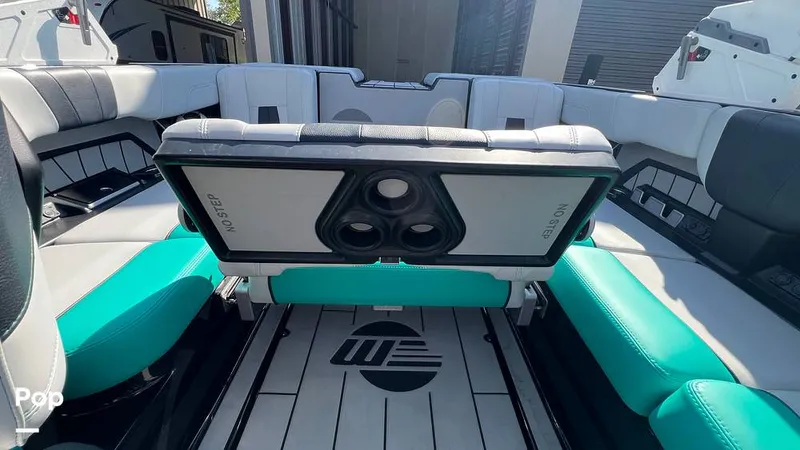 Slide: The Image of Malibu Wakesetter 23 MXZ 2021 - 14709190